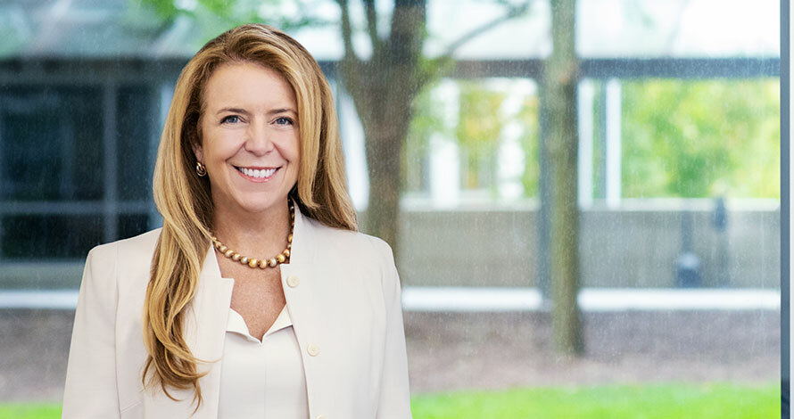 Kelly Waters, Wood Smith Henning & Berman LLP Photo