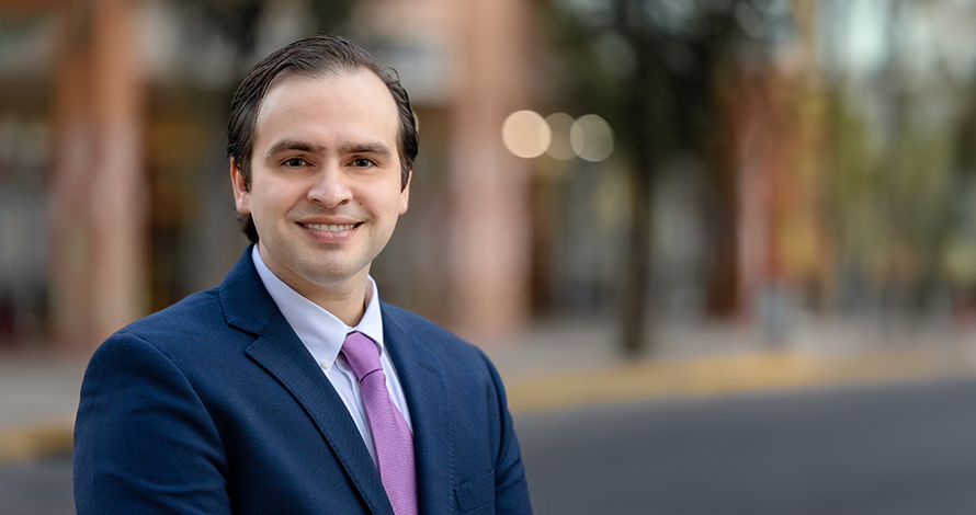 Americo Cisneros, Wood Smith Henning & Berman LLP Photo