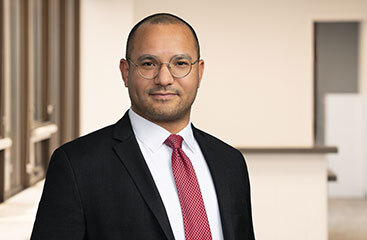 Photo of Peter J. Scheyer