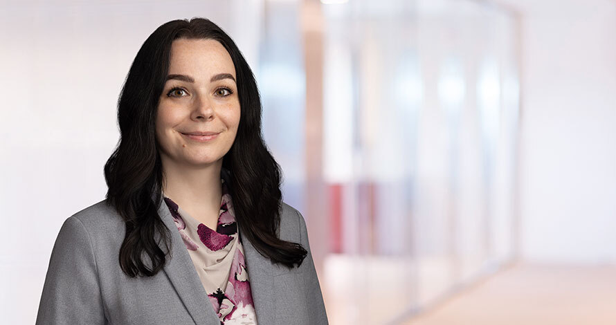 Amy Price, Wood Smith Henning & Berman LLP Photo